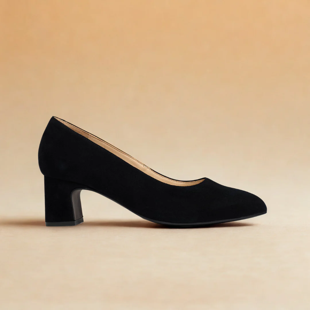 Hallie - Black Suede Pumps
