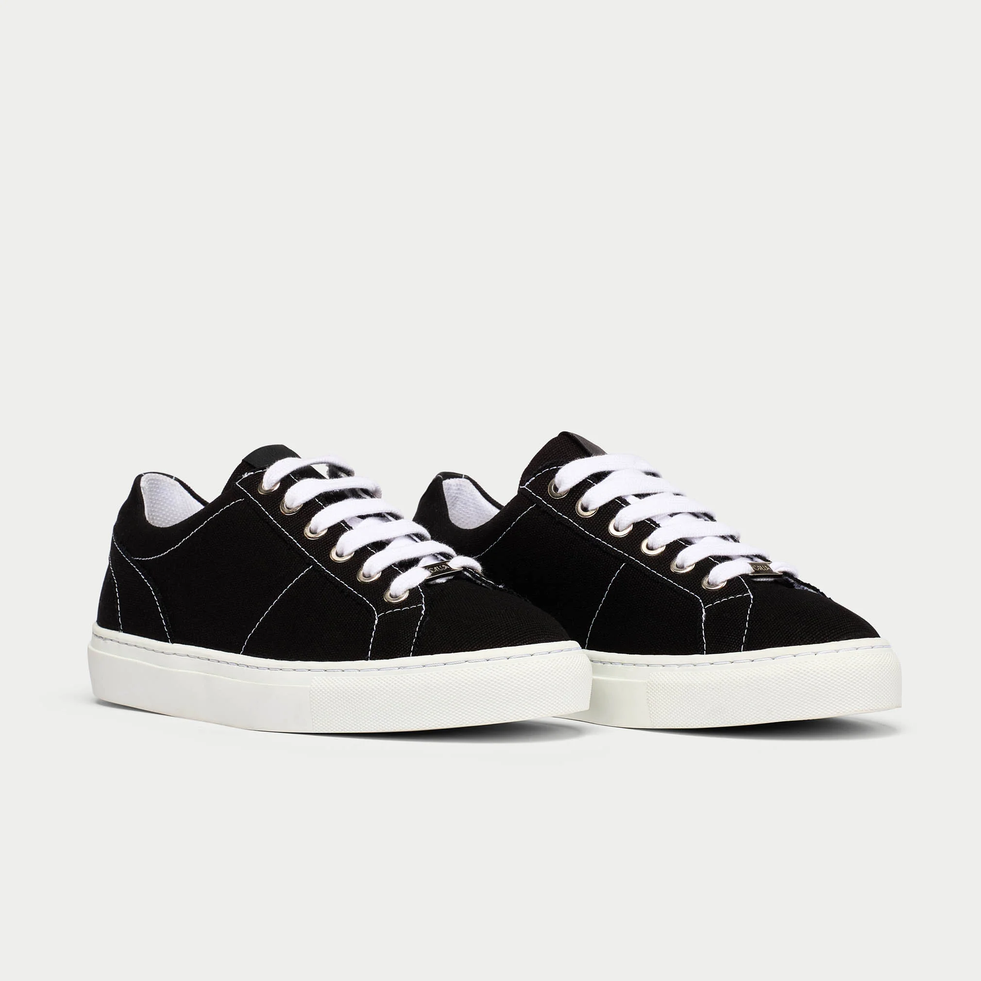 Luna Vegan - Black Wide Fit Sneakers - Image 3