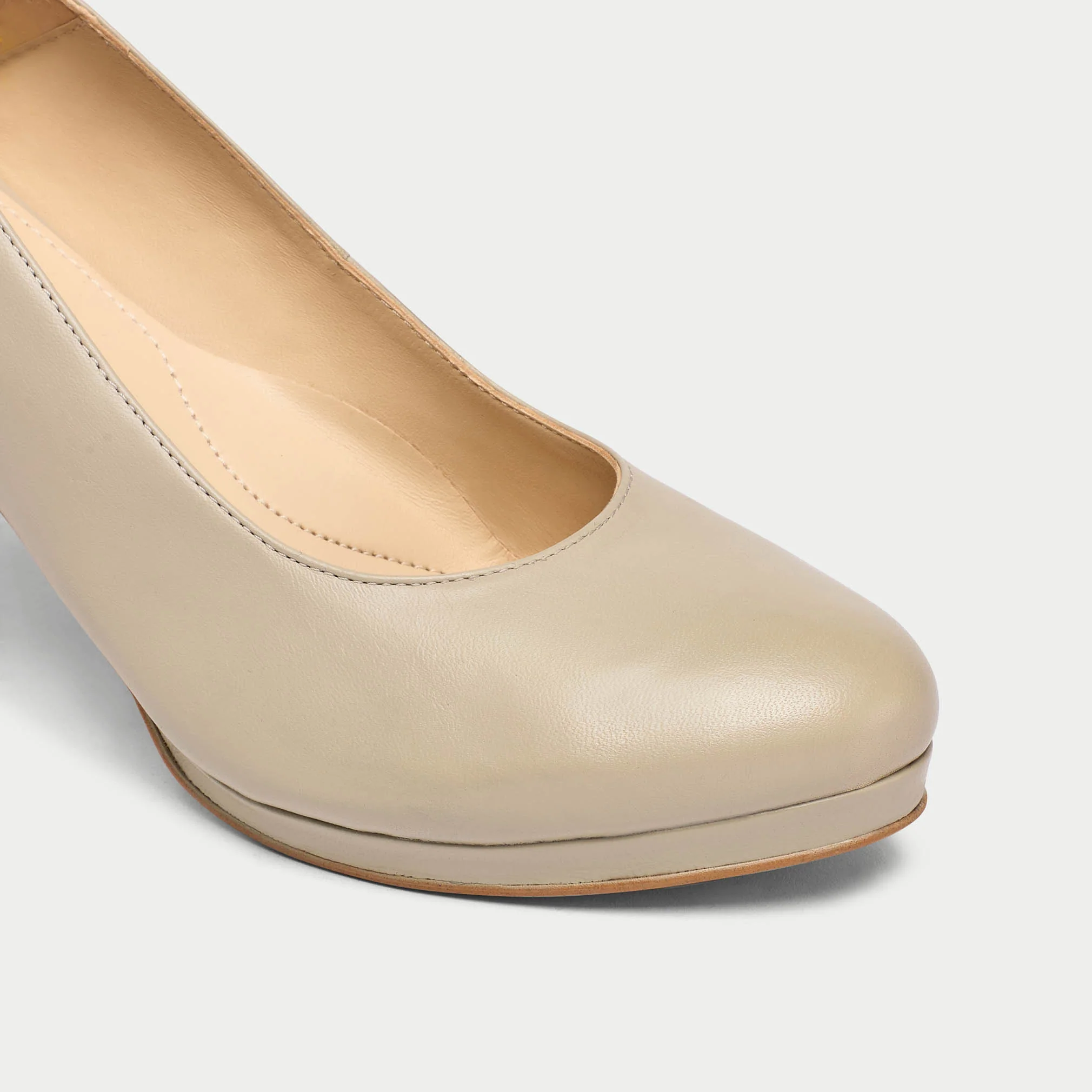 Sophia - Neutral Leather Pumps - Image 5