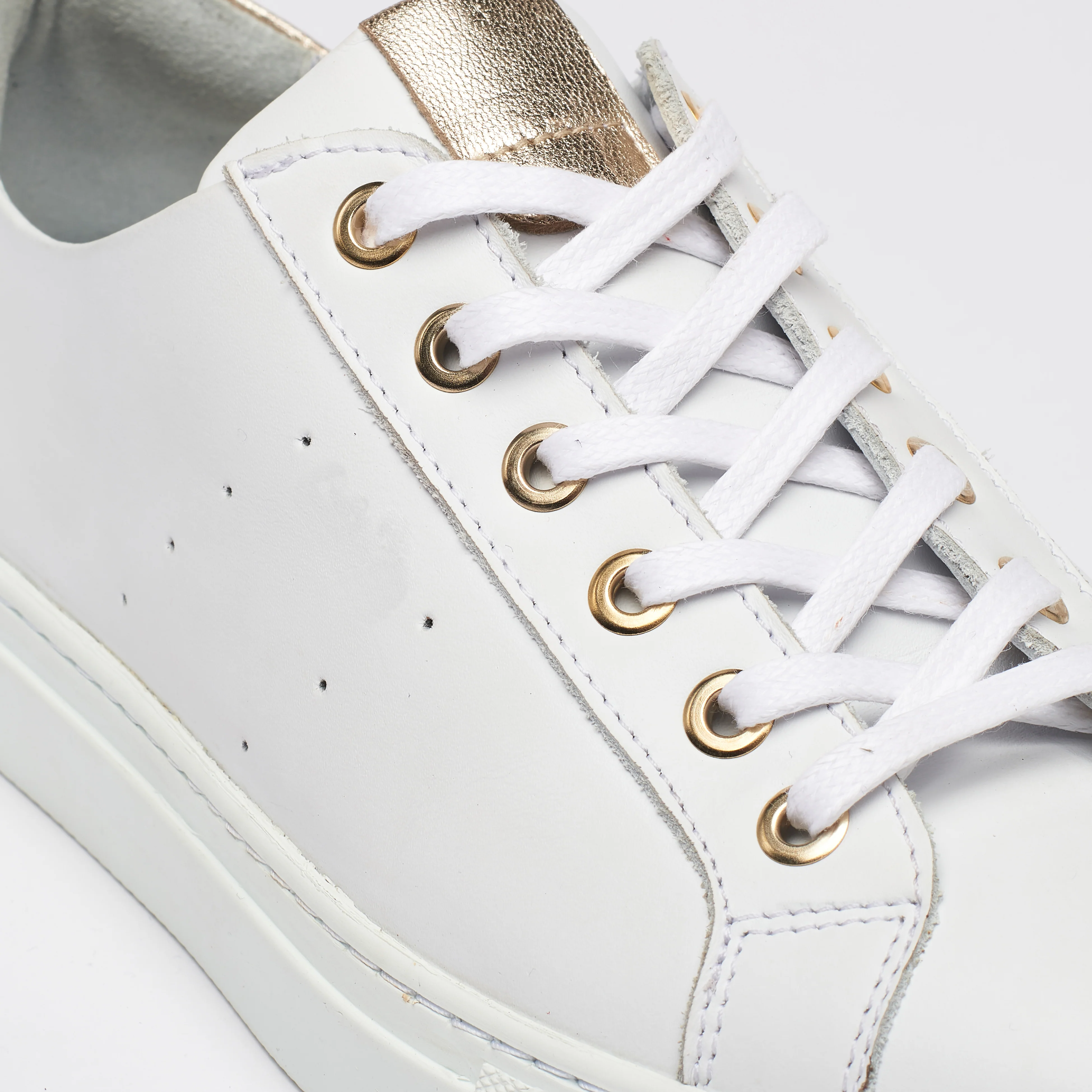 Star - Smooth White Leather & Champagne Wide Fit Sneakers - Image 8